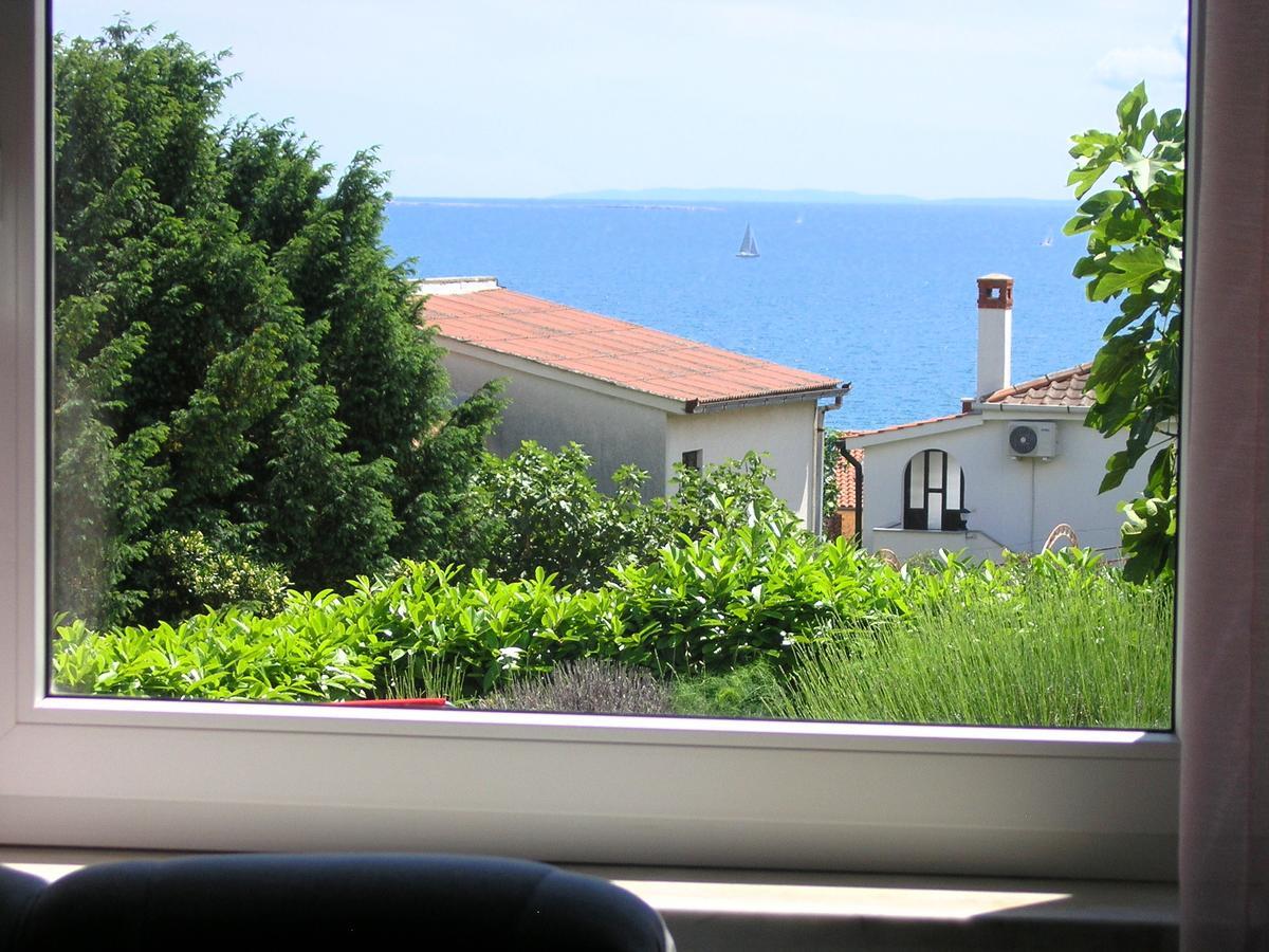 Apartman Ante Krk Town Exterior photo